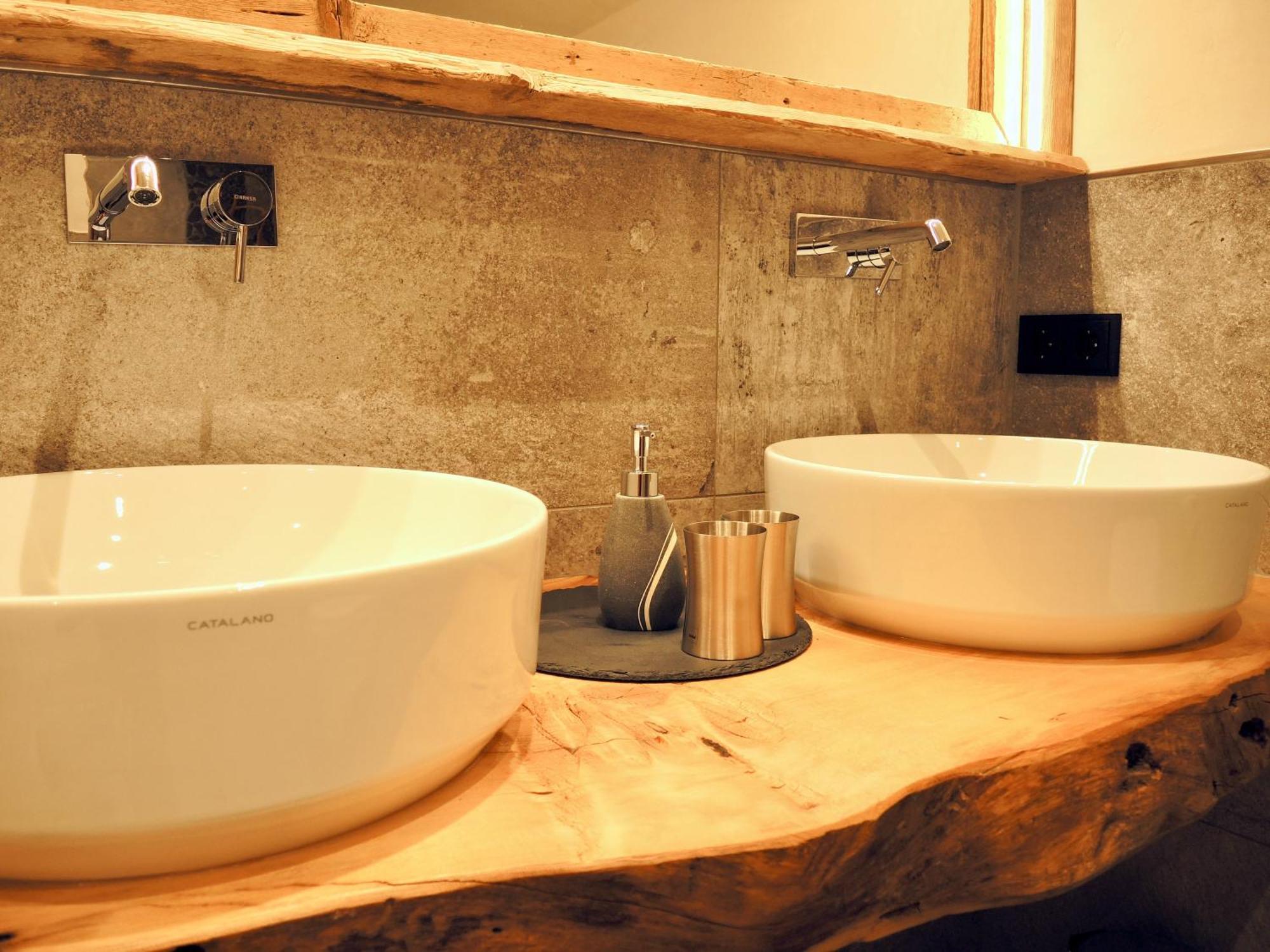 Trudis Hoamat Bach (Tyrol) Quarto foto